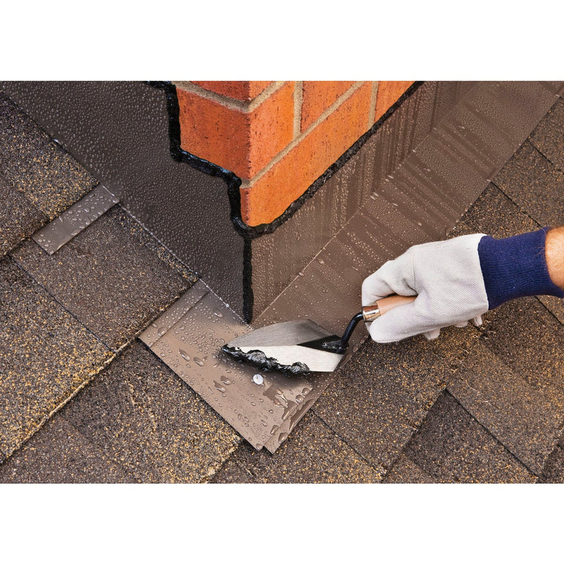 Henry 10.1 Oz. Wet Surface Plastic Roof Cement