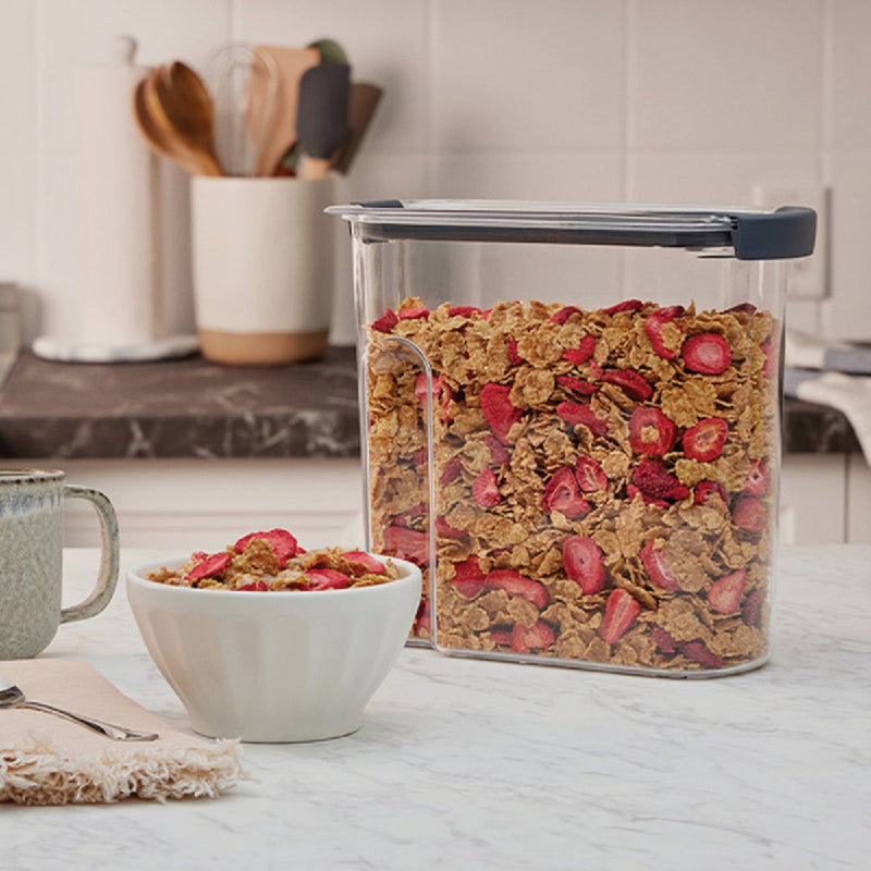 Rubbermaid Brilliance 18 Cup Cereal Pantry Airtight Food Storage Container
