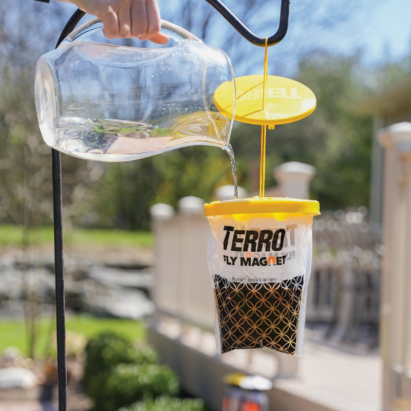 Terro Fly Magnet Disposable Outdoor Fly Trap