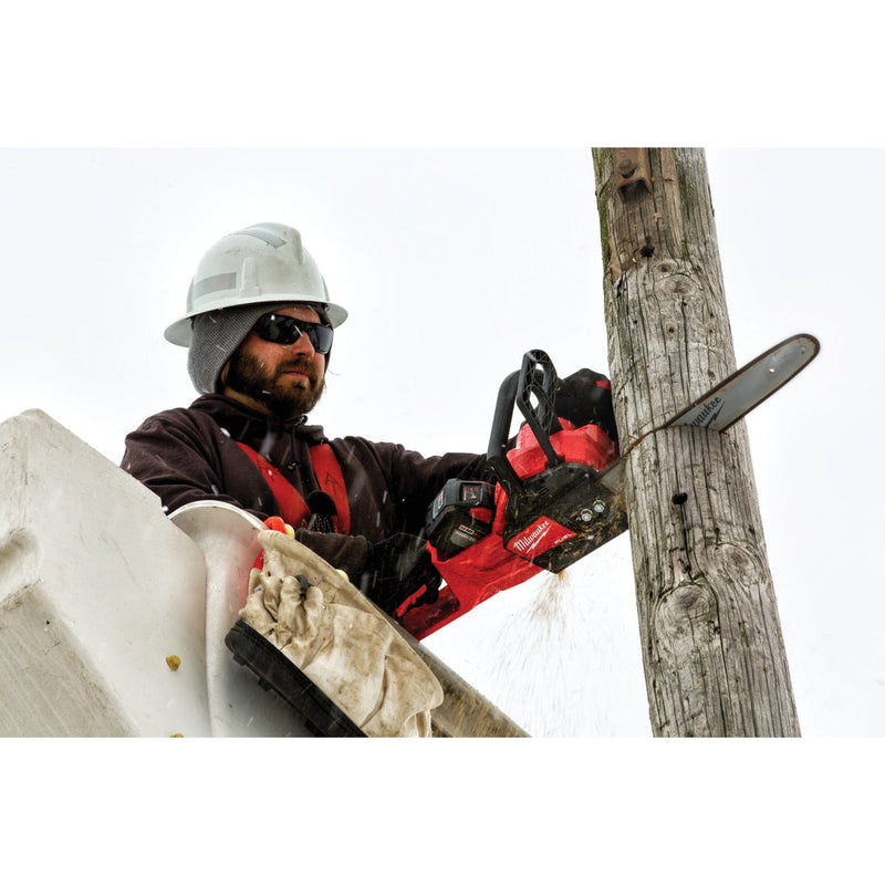 Milwaukee M18 FUEL Brushless 16 In. Cordless Chainsaw (Tool Only)